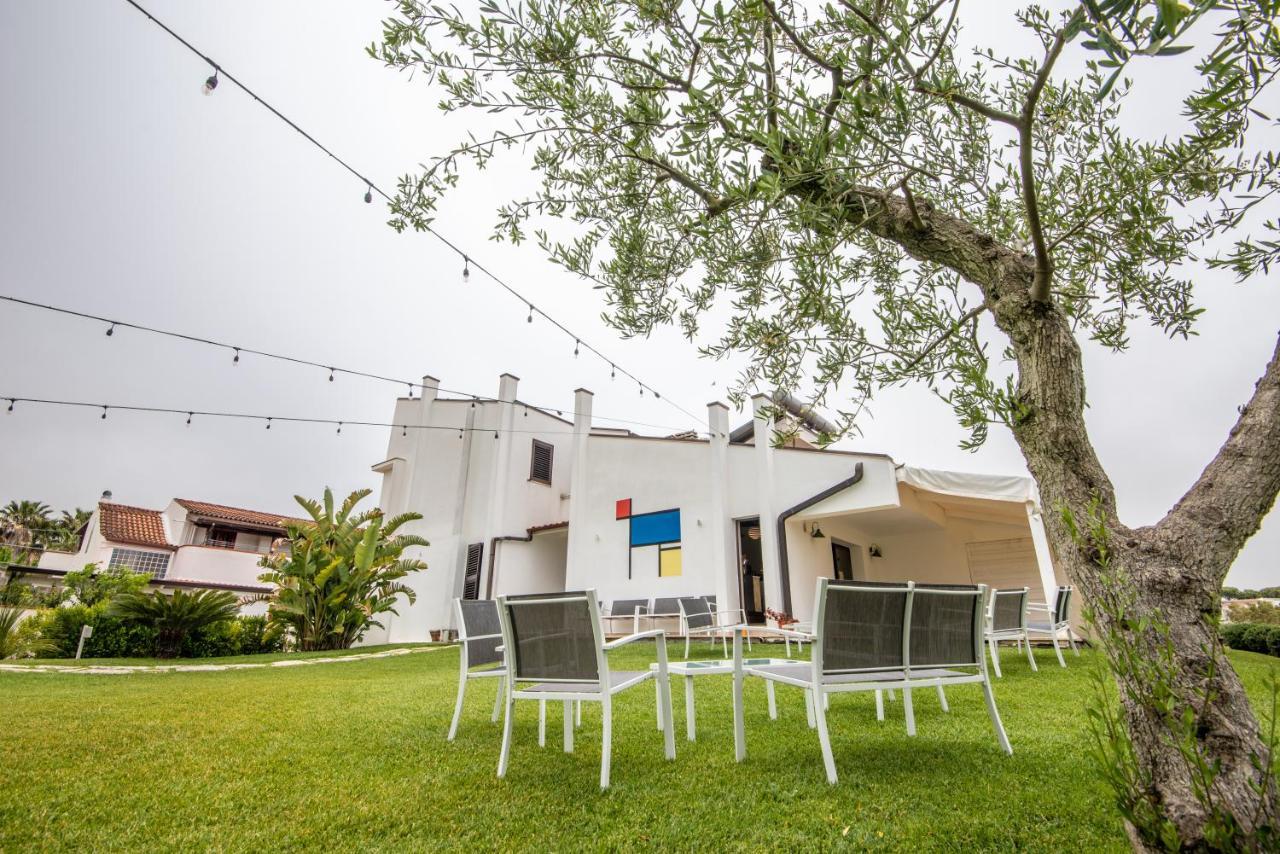 Locanda Del Pino Marina di Ginosa Bagian luar foto