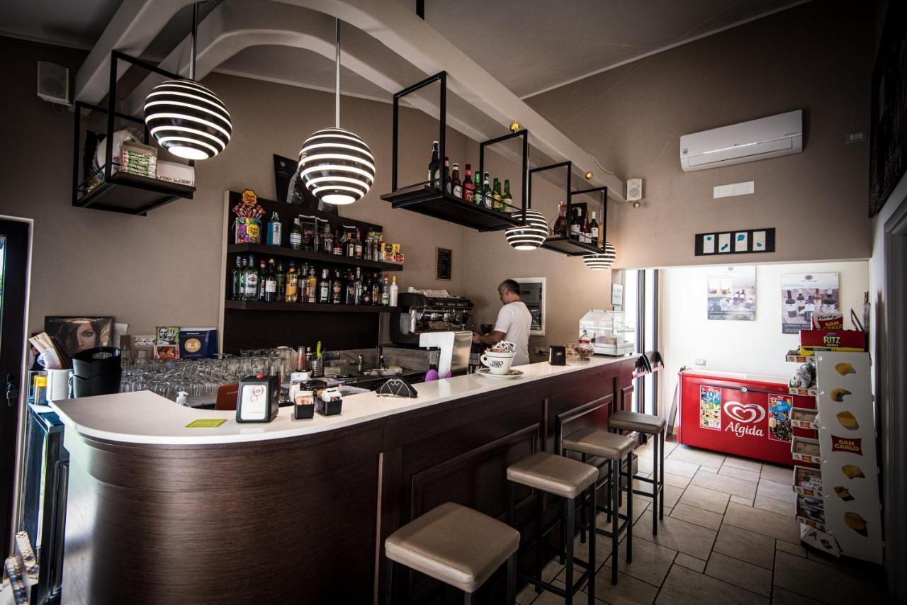 Locanda Del Pino Marina di Ginosa Bagian luar foto