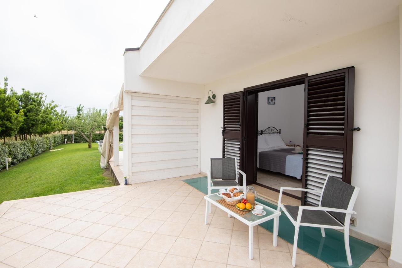 Locanda Del Pino Marina di Ginosa Bagian luar foto