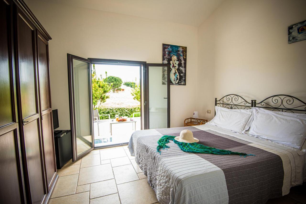 Locanda Del Pino Marina di Ginosa Bagian luar foto