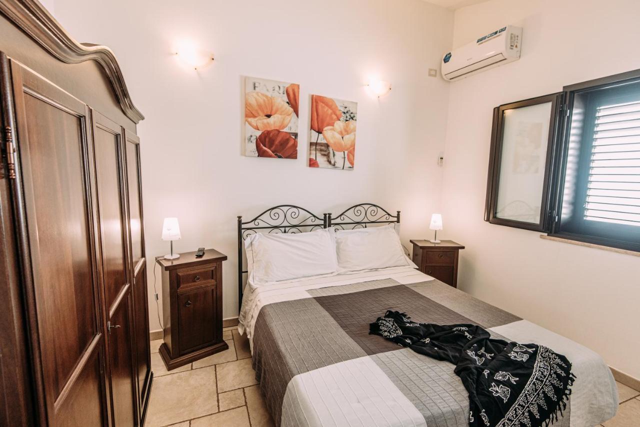 Locanda Del Pino Marina di Ginosa Bagian luar foto